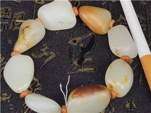 精品和田玉籽料原石手串